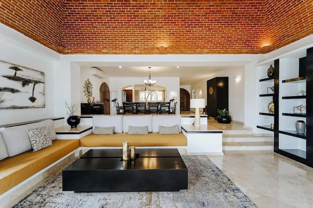 Villa Corona 6 Bedroom Luxury Mansion Puerto Morelos