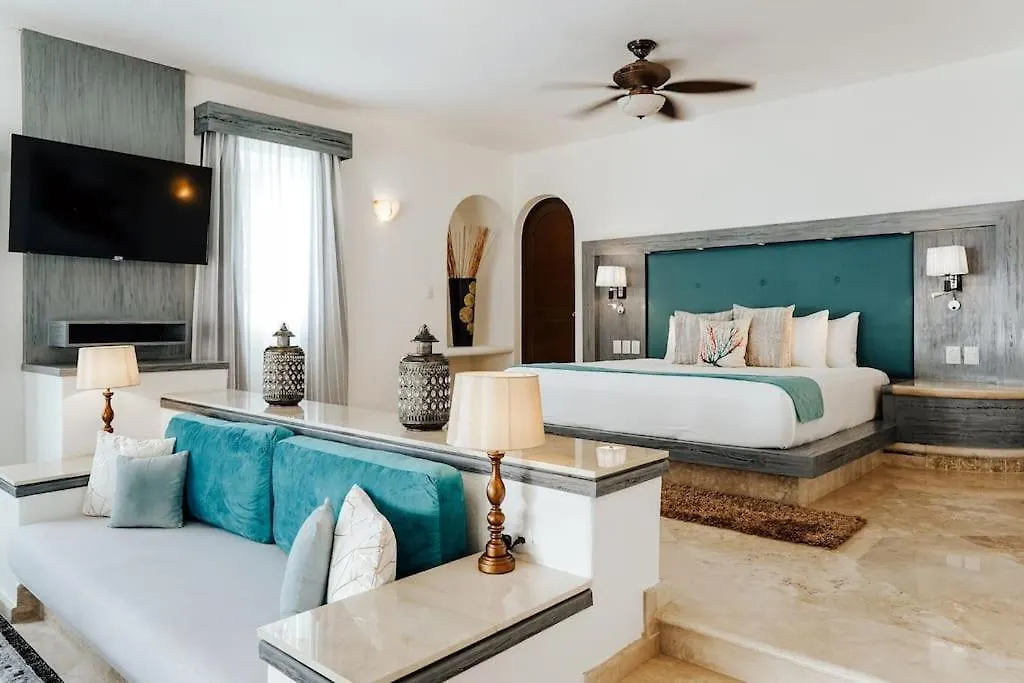 Villa Corona 6 Bedroom Luxury Mansion Puerto Morelos