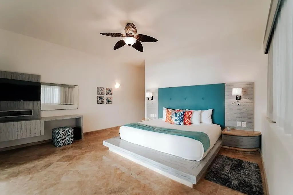 Villa Corona 6 Bedroom Luxury Mansion Puerto Morelos
