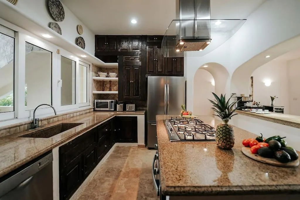 Villa Corona 6 Bedroom Luxury Mansion Puerto Morelos Mexico