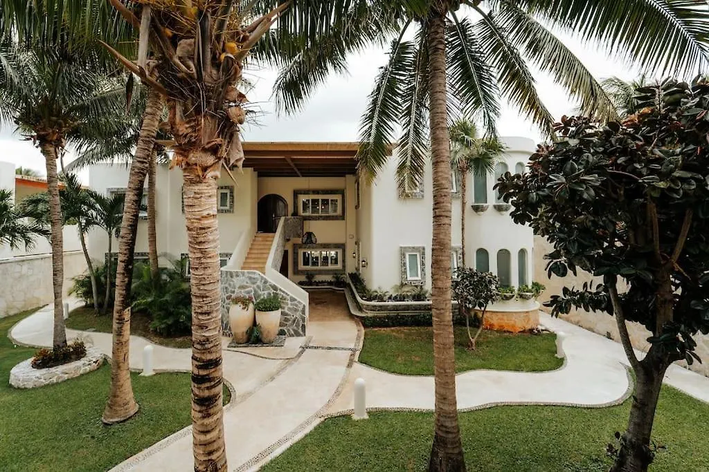 Villa Corona 6 Bedroom Luxury Mansion Puerto Morelos Mexico