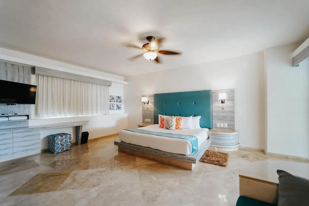 Villa Corona 6 Bedroom Luxury Mansion Puerto Morelos 0*,  Mexico