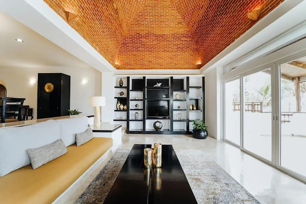 Villa Corona 6 Bedroom Luxury Mansion Puerto Morelos 0*,