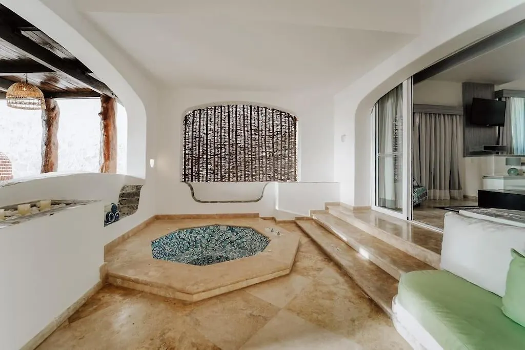 Villa Corona 6 Bedroom Luxury Mansion Puerto Morelos Mexico