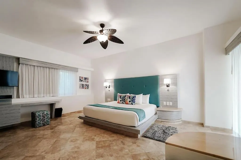 Villa Corona 6 Bedroom Luxury Mansion Puerto Morelos